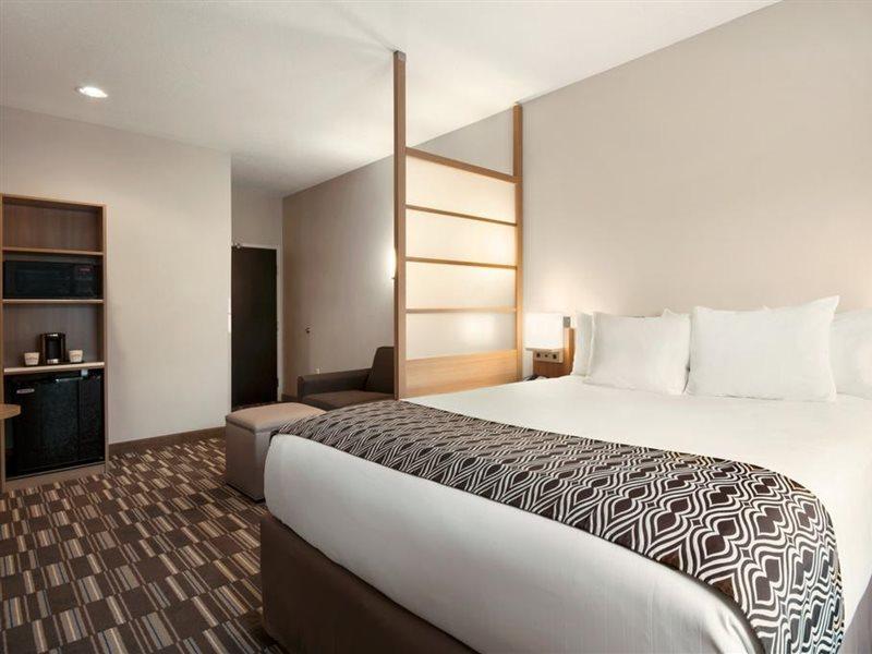 Microtel Inn & Suites By Wyndham Lynchburg Extérieur photo