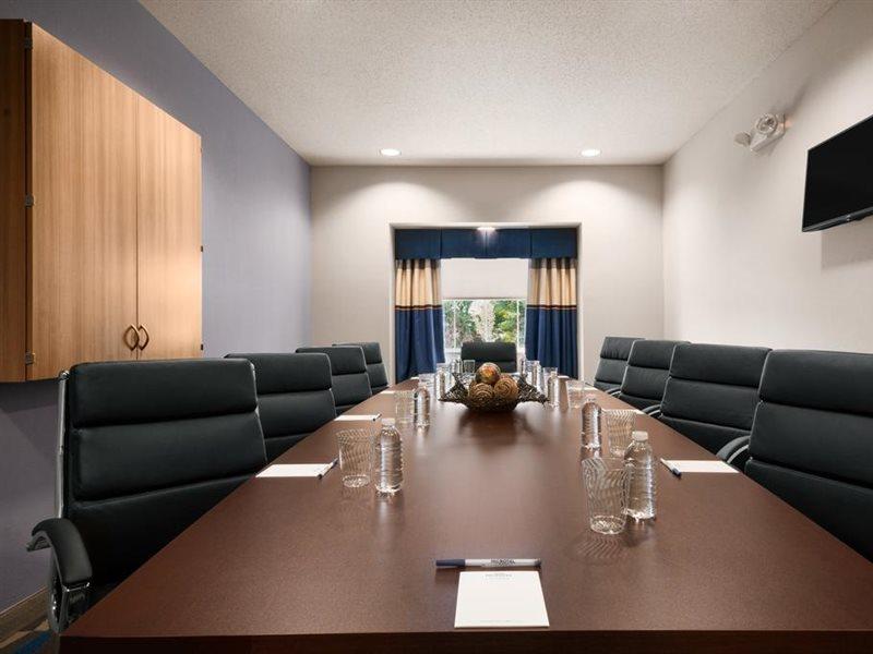 Microtel Inn & Suites By Wyndham Lynchburg Extérieur photo