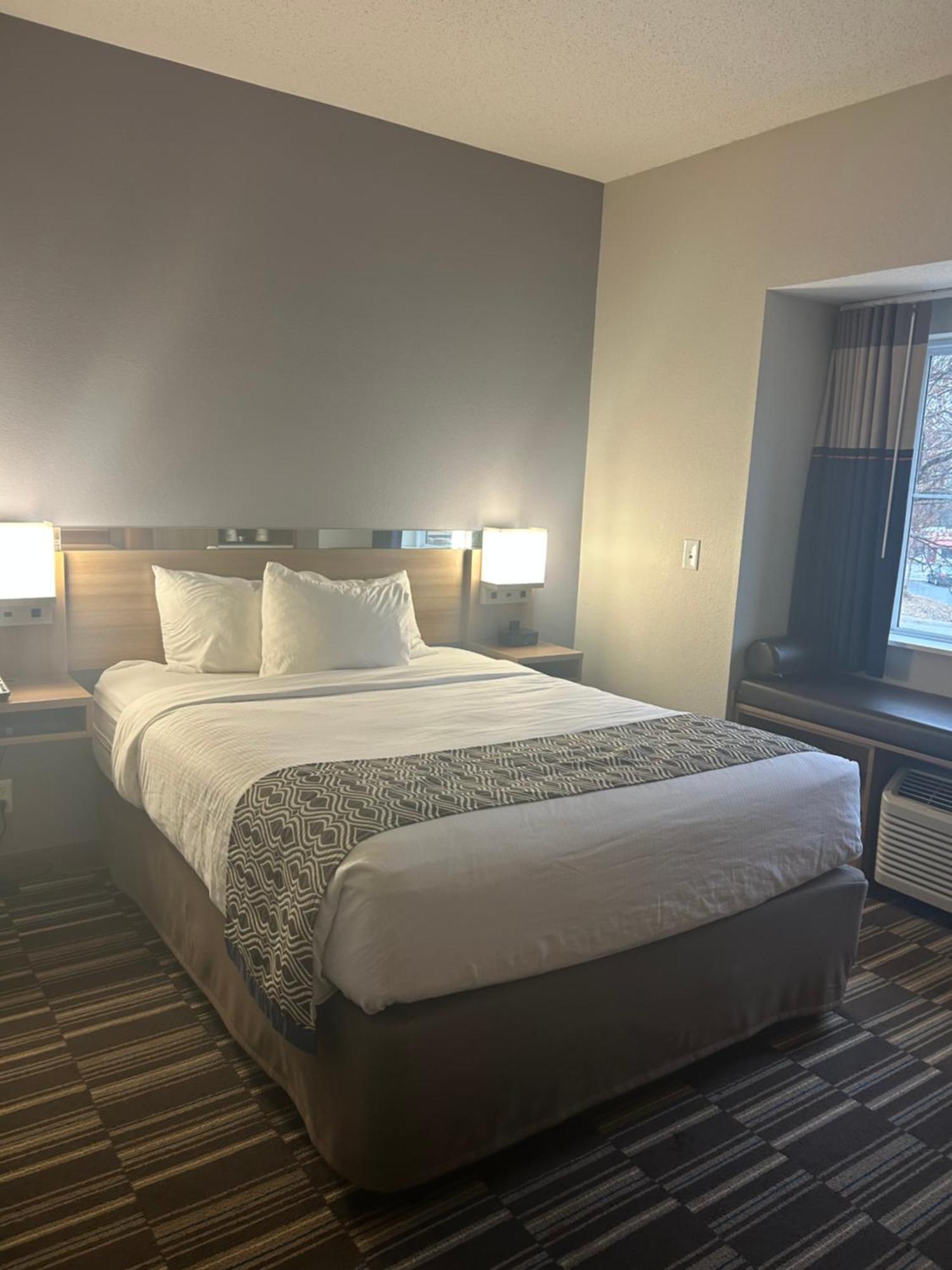 Microtel Inn & Suites By Wyndham Lynchburg Extérieur photo